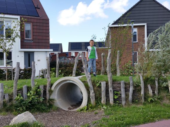 JOHAN DERKSEN: De snorrende voetbal-criticus onthuld