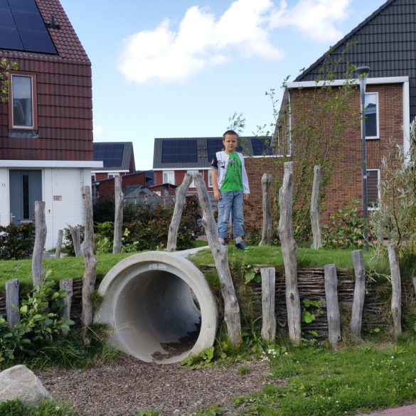 JOHAN DERKSEN: De snorrende voetbal-criticus onthuld